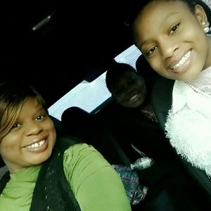 Meet your Posher, Destinee